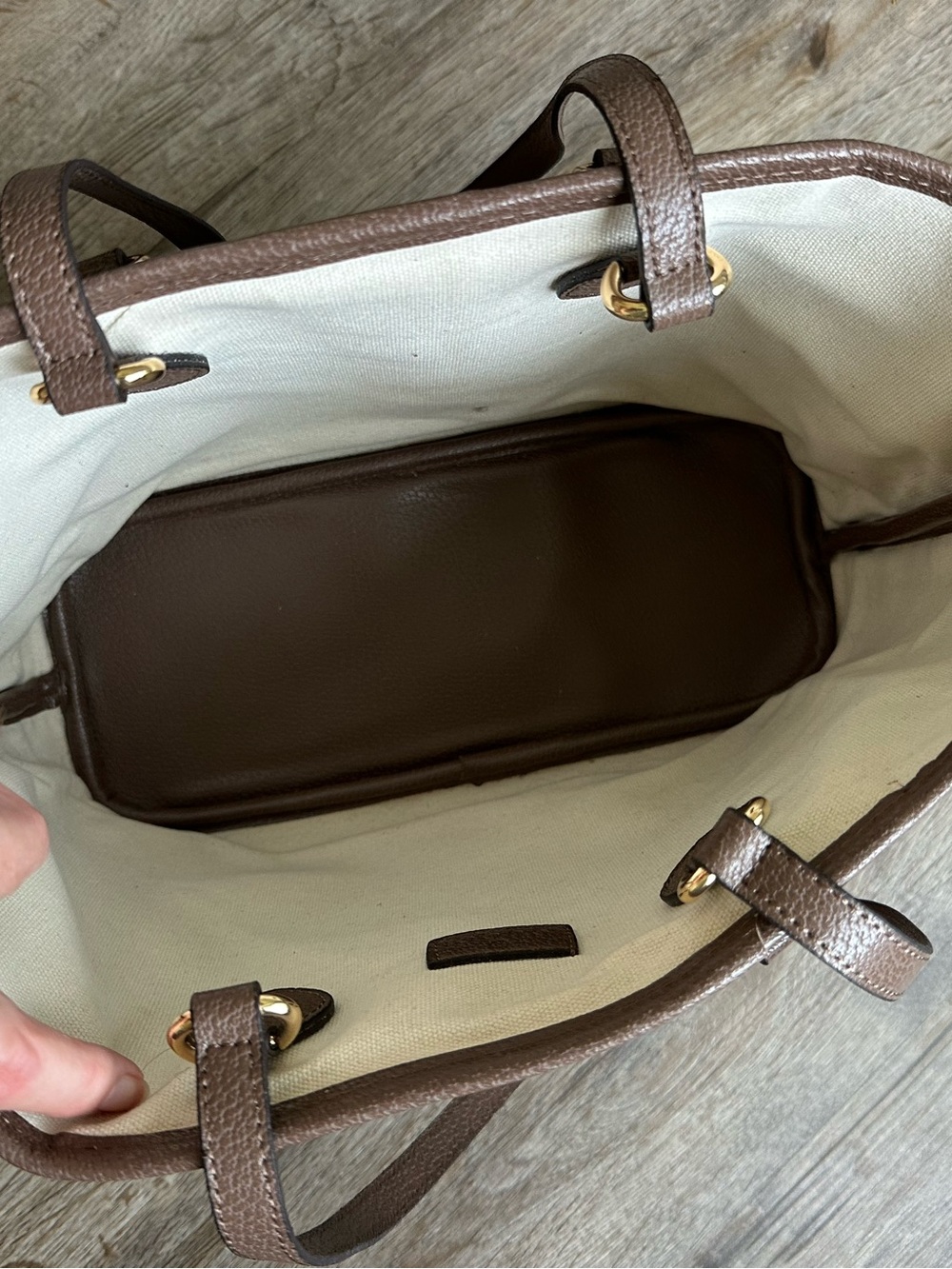 Gucci Beige and Brown GG Canvas Double-Handle Tote - Picture 9 of 10